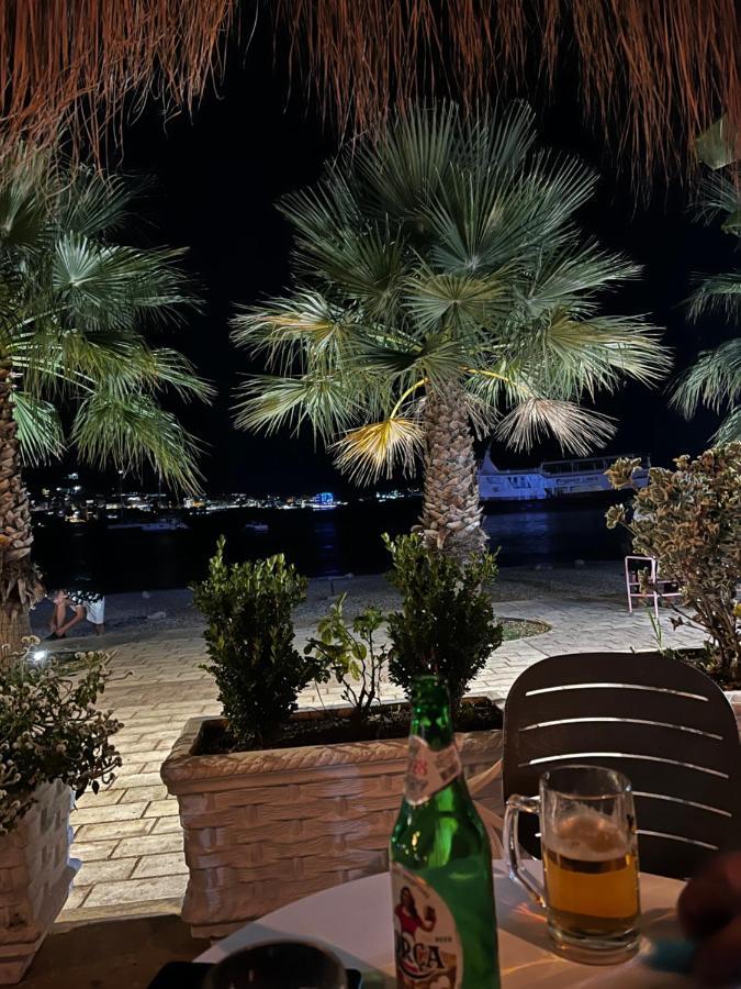 Riviera Rooms Sarandë Exterior foto