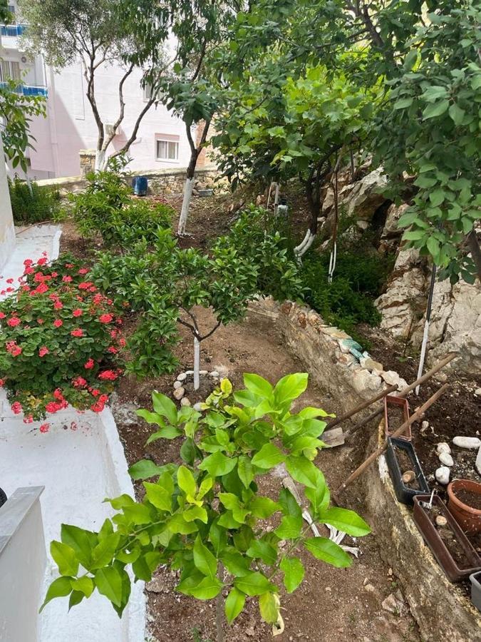 Riviera Rooms Sarandë Exterior foto