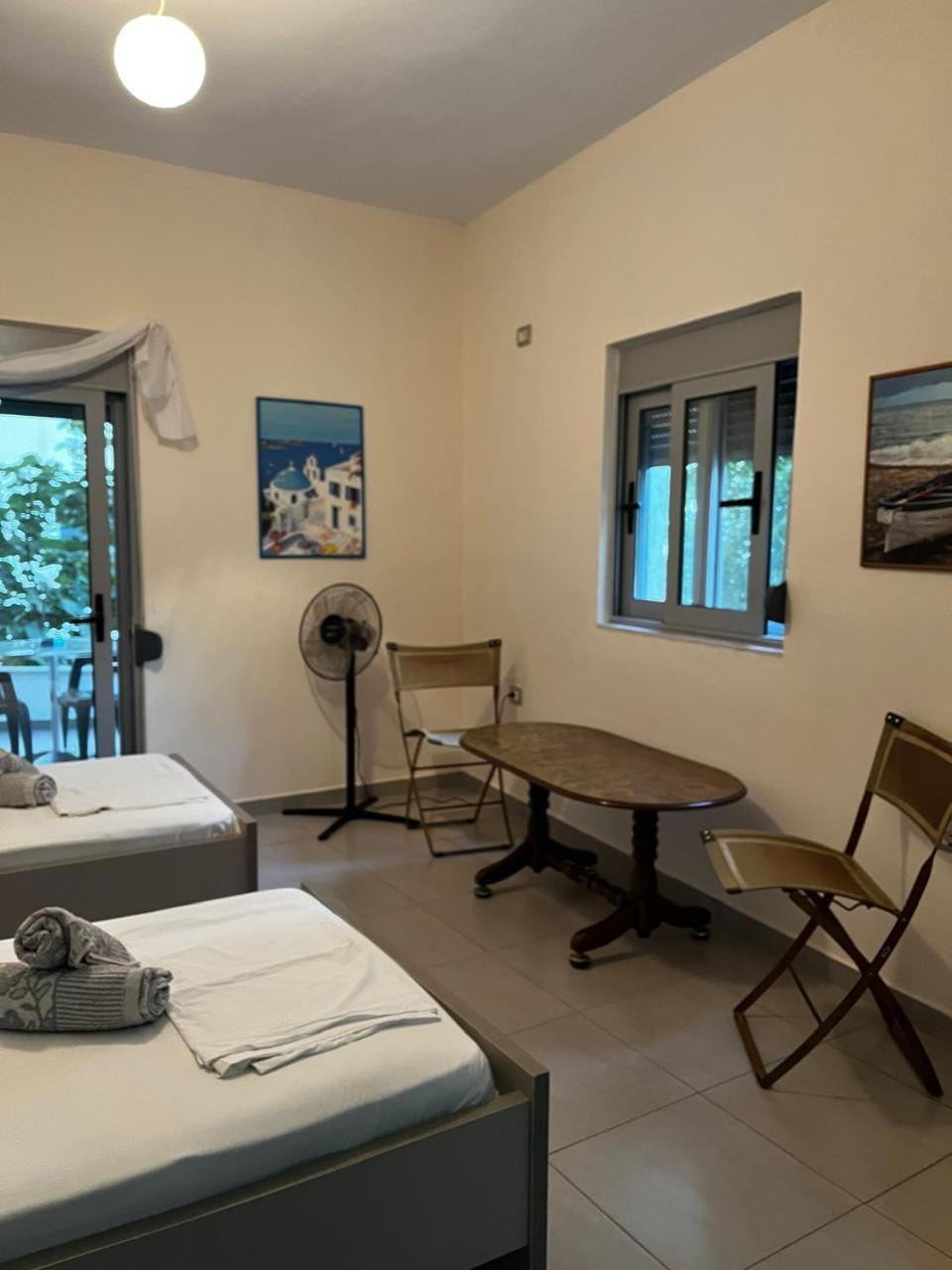 Riviera Rooms Sarandë Exterior foto